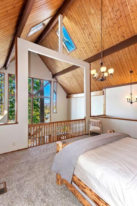 Stunning Lake View Game Room Spa Walk To Village Lake Arrowhead Esterno foto